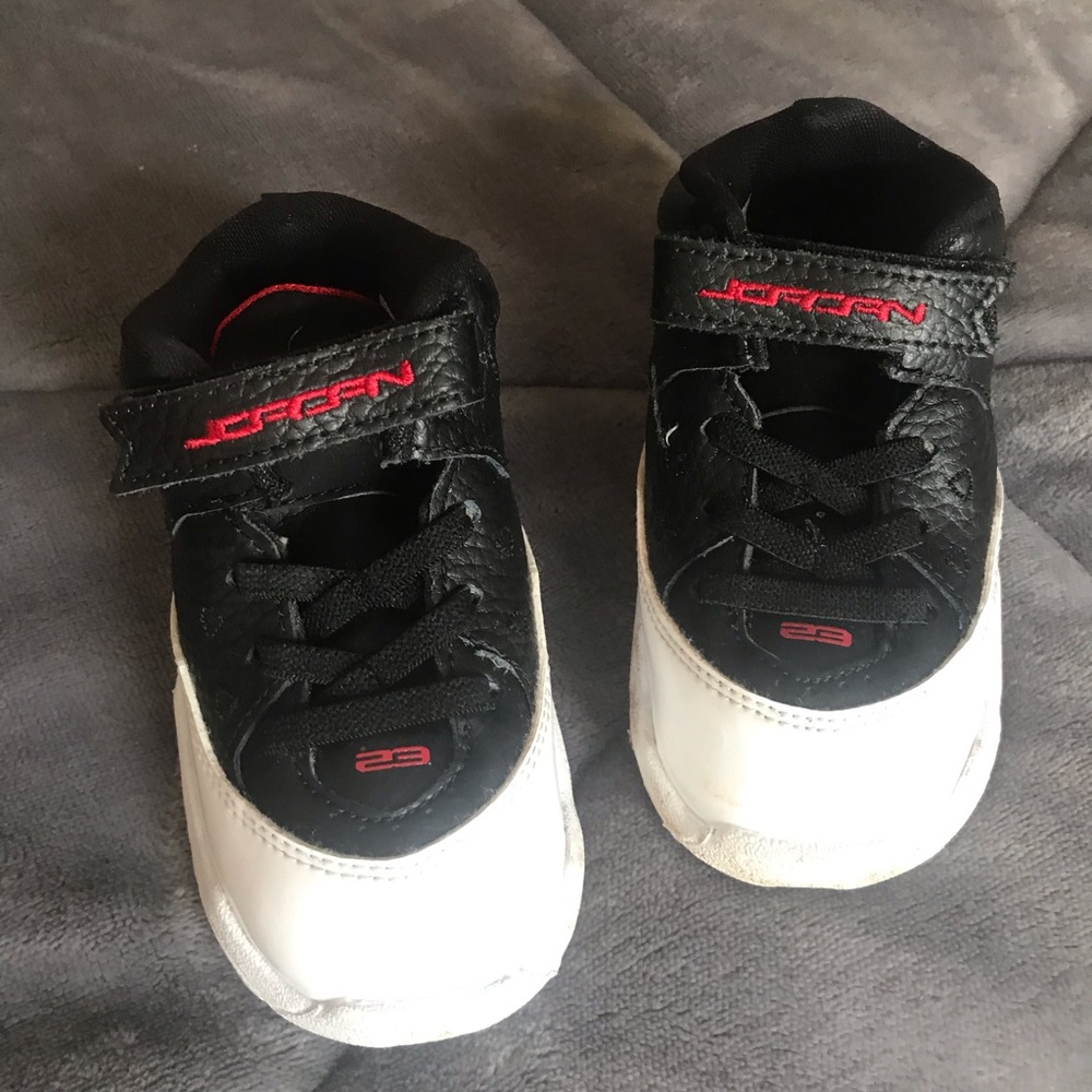 Toddler Size 6 Nike Jordan Sneakers